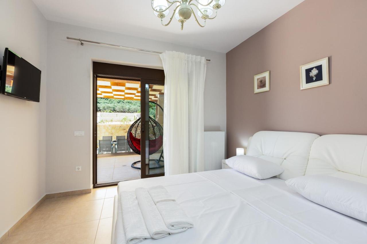 Eudora Luxury Stone Villa Almirída Luaran gambar